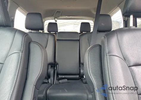 2021 Honda Pilot Se z USA, uszkodzony, nr VIN 5FNYF5H26MB045620